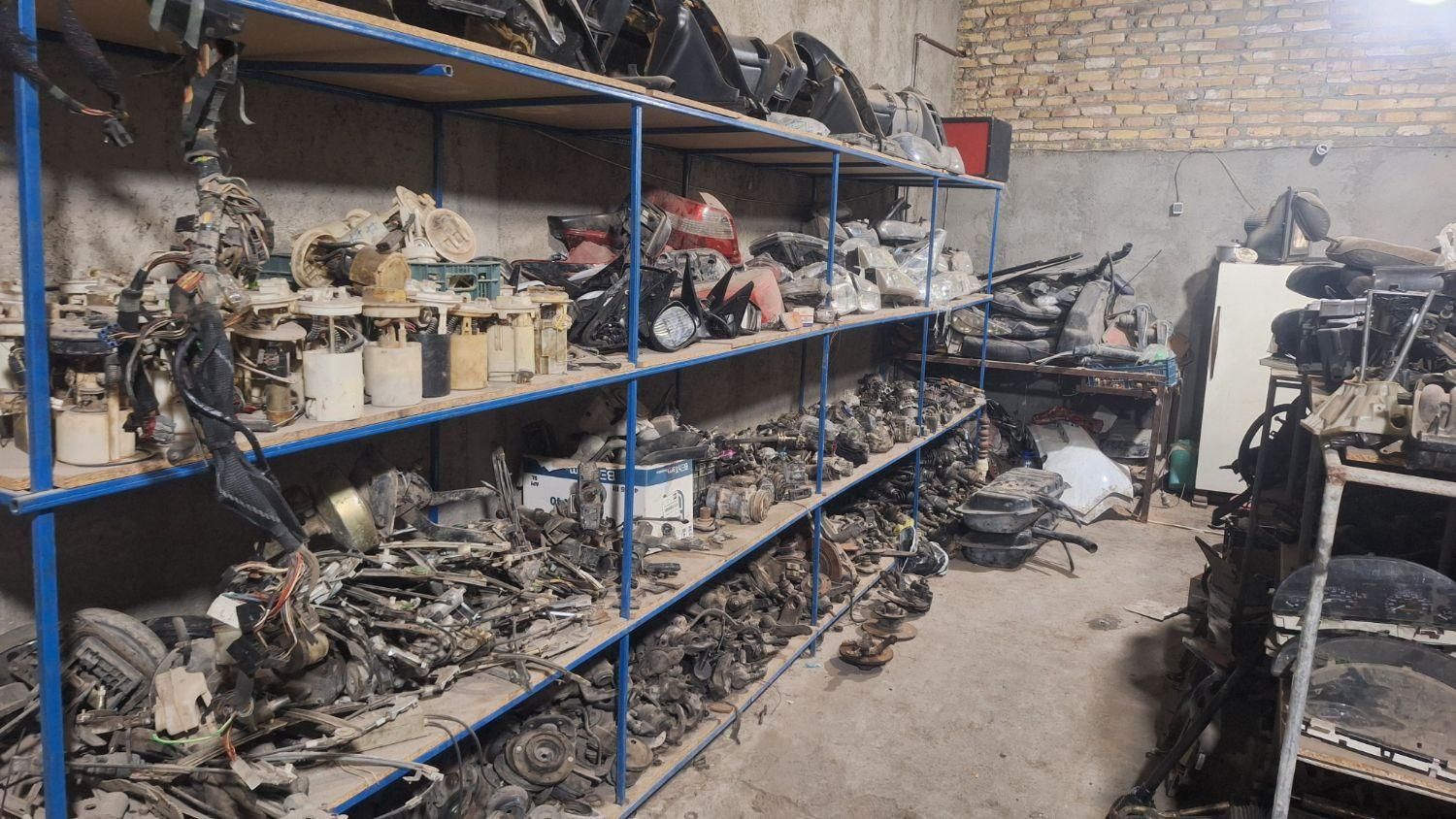 لوازم یدکی استوک|قطعات یدکی و لوازم جانبی|محمدیه-قزوین, |دیوار