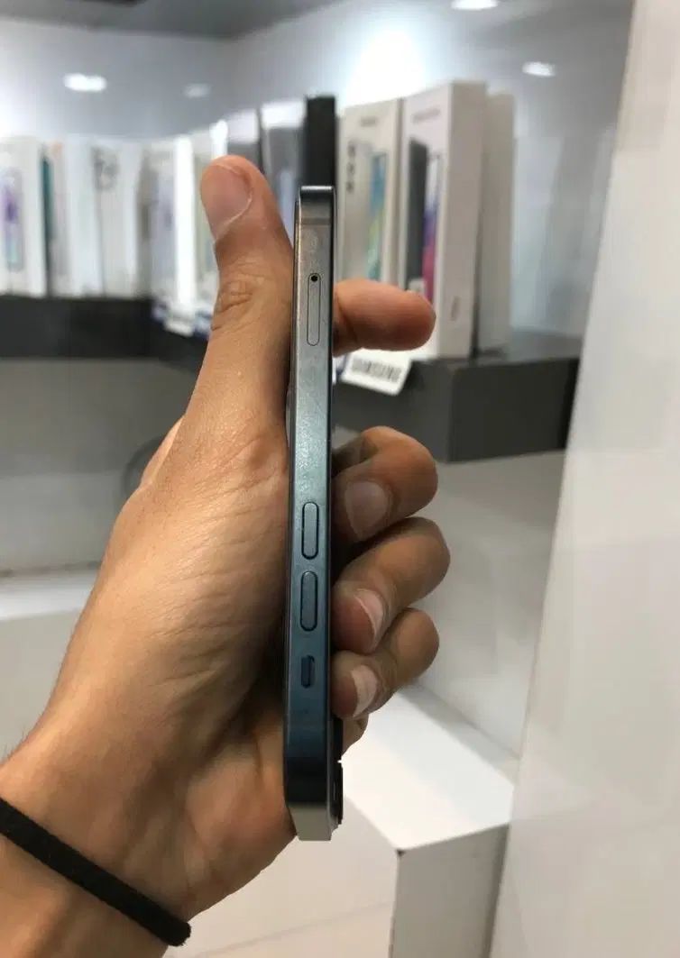 iPhone 13 mini|موبایل|اصفهان, چرخاب|دیوار