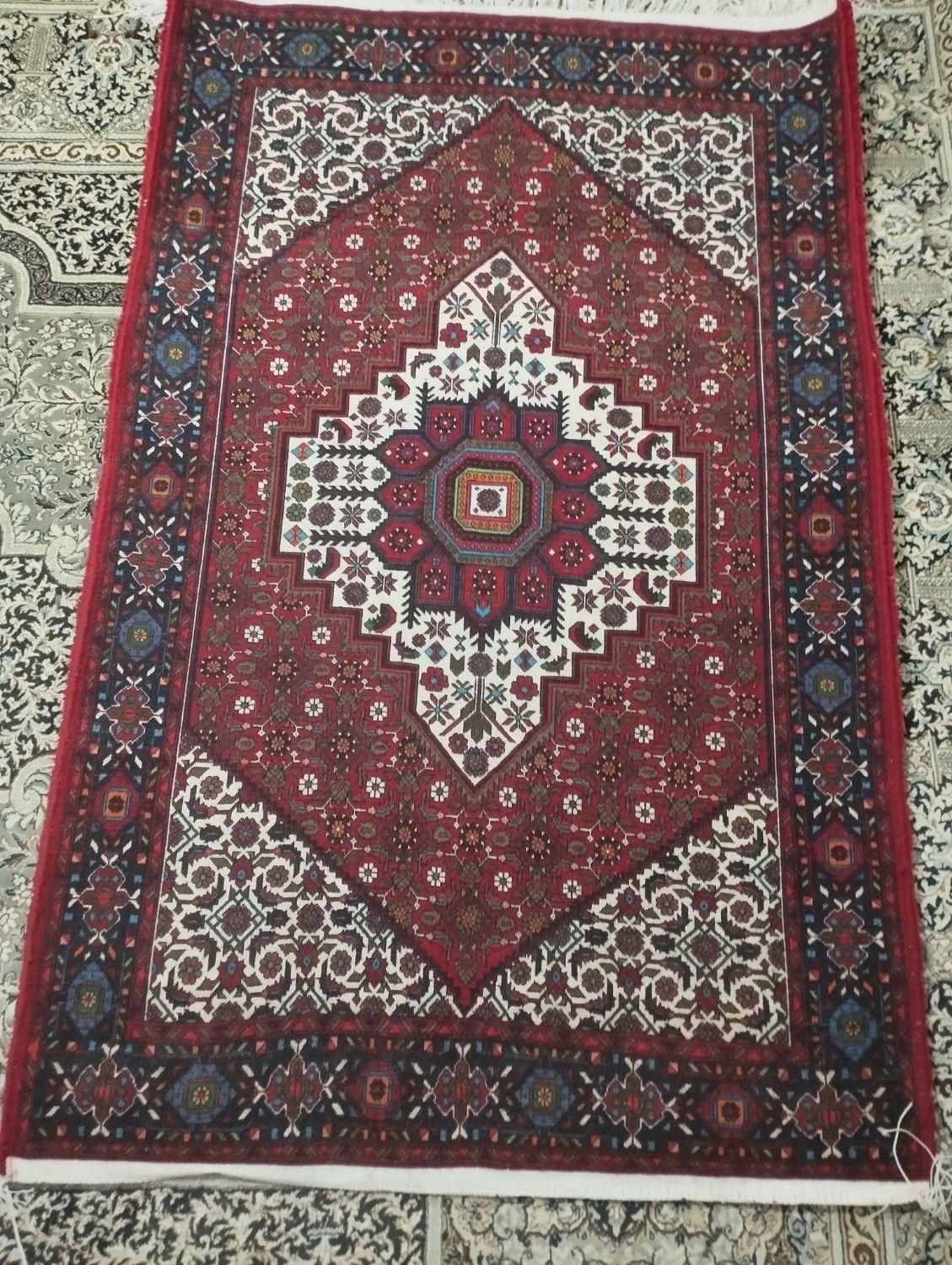 تخفیف هم پای معامله داده‌.میشود|گلیم، جاجیم، گبه|شیراز, شهرک امام حسن|دیوار