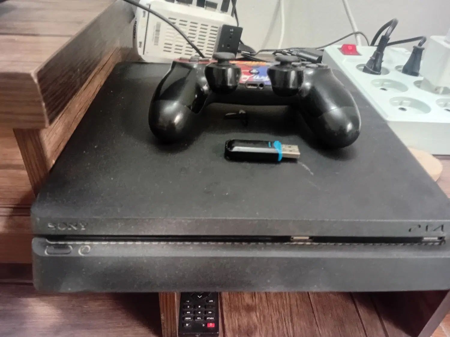 تک دسته ps4 slim|کنسول، بازی ویدئویی و آنلاین|مشهد, جانباز|دیوار