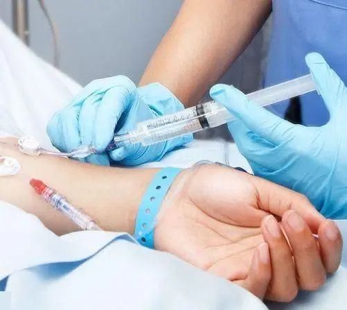 تزریقات/وصل سرم/پانسمان /ویزیت پزشک درمنزل|خدمات آرایشگری و زیبایی|تهران, تهرانپارس شرقی|دیوار