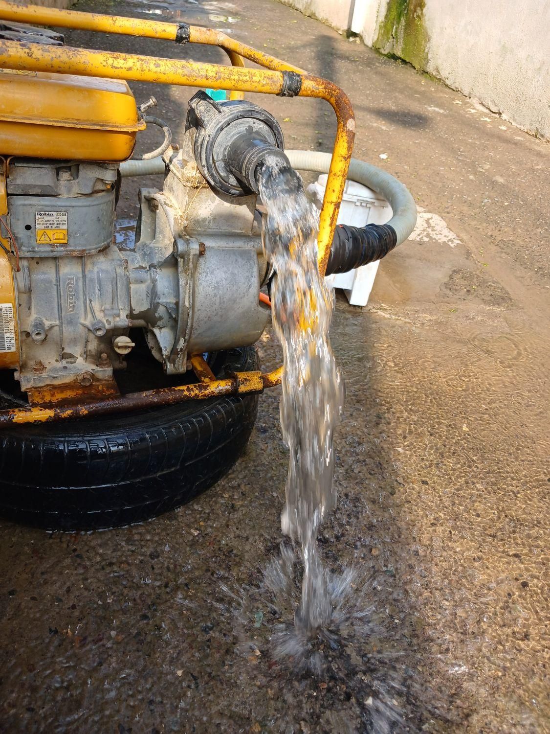 حفرچاه نیمه عمیق و لای روبی|خدمات پیشه و مهارت|رشت, استقامت ۱|دیوار