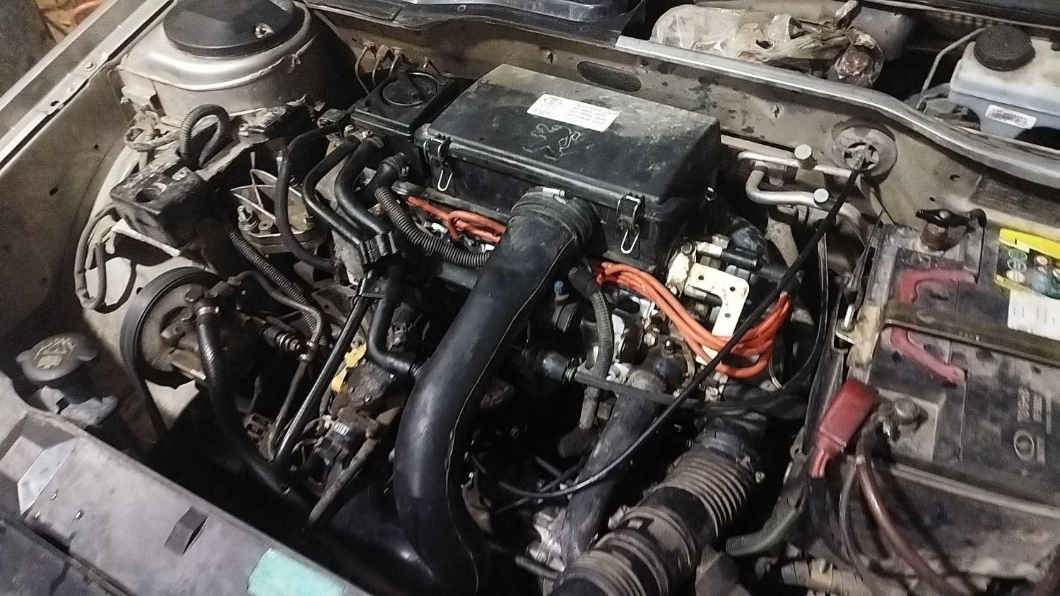 باطریسازی و مکانیکی شبانه روزی|خدمات موتور و ماشین|کاشان, باغچه فیض|دیوار