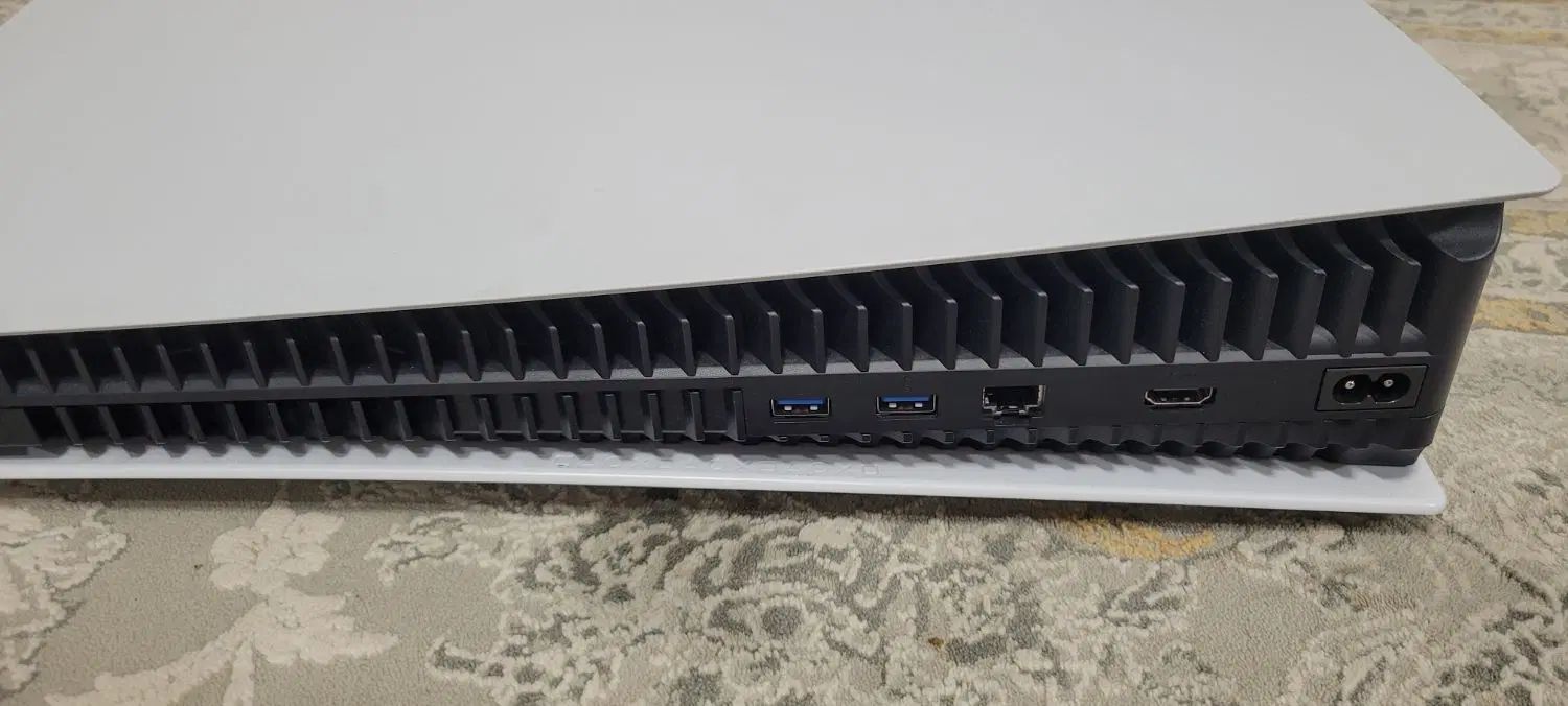 ps5 استاندارد دیسک خور(۲ دستگیره،شارژر و کیف)|کنسول، بازی ویدئویی و آنلاین|همدان, |دیوار