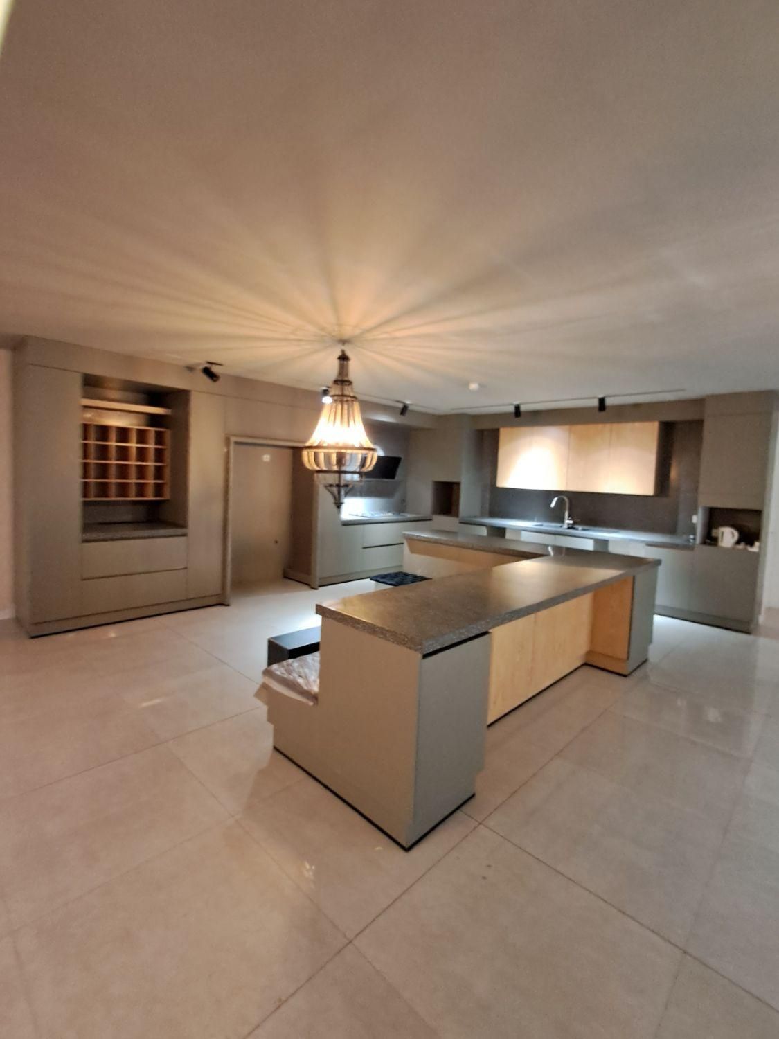 تهاتر۳۶۰متری۴خواب با ملک در اصفهان،تهران،مازندران|فروش آپارتمان|اصفهان, پارک سلمان فارسی|دیوار