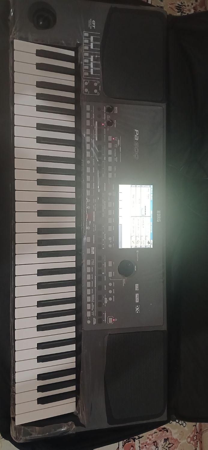 کرگ Pa600QT|پیانو، کیبورد، آکاردئون|اردبیل, |دیوار
