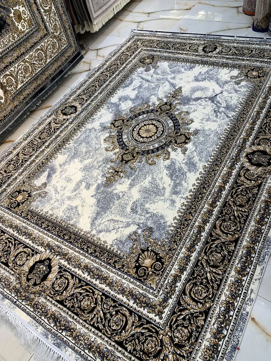 فرش۷۰۰شانه بروزترین طرح اقساط۱۲ماه بدون بهره|فرش|تبریز, |دیوار