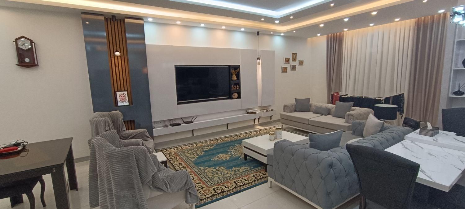 گمرکیهاسراصلی 135مترسه خواب پارکینگ انبار اختصاصی|فروش آپارتمان|بندر امام خمینی, |دیوار