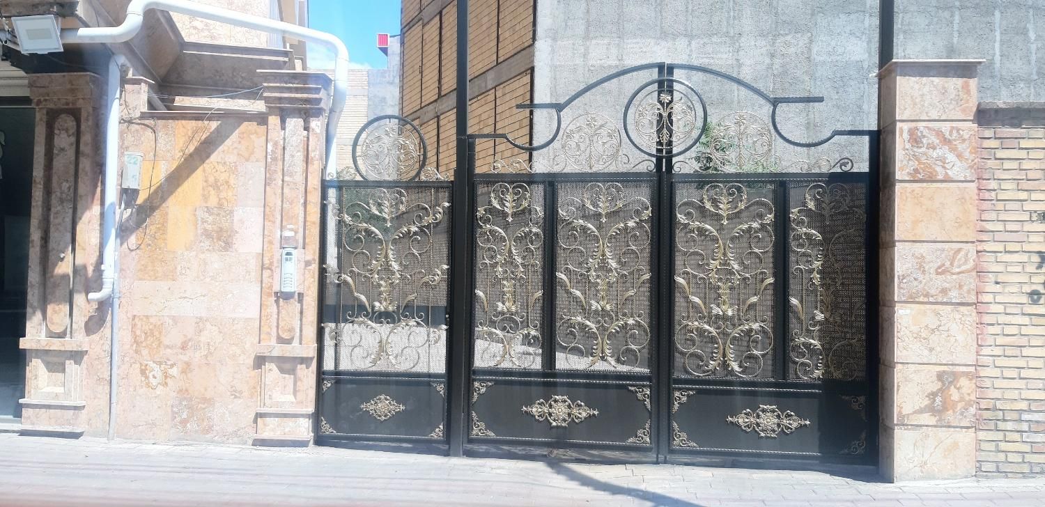 آپارتمان ۱۶۷ متری، ۳ خوابه، طبقات ۲ و ۳|فروش آپارتمان|مرند, |دیوار