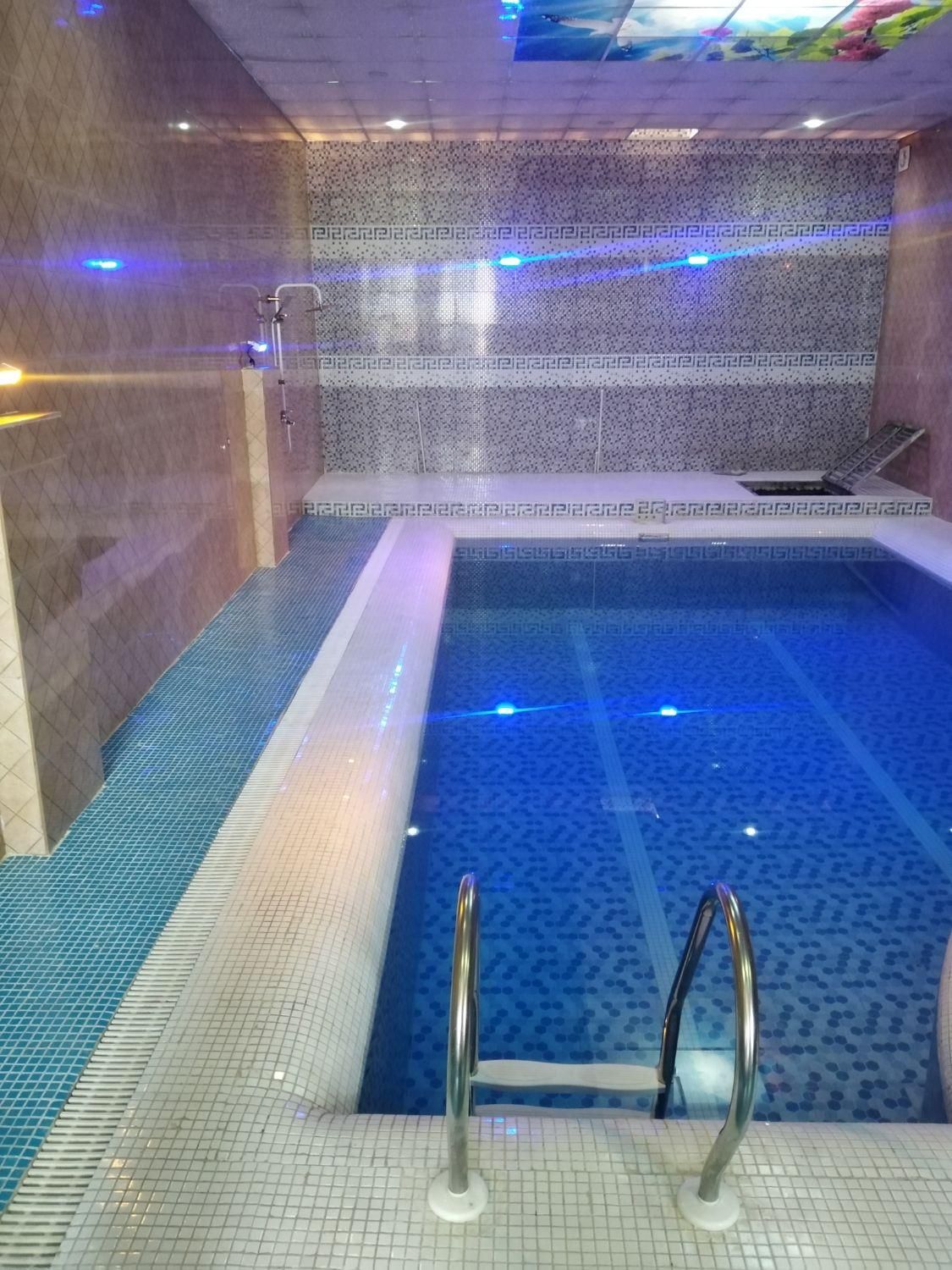 اجاره باغ ویلا 400متری استخر سرپوشیده چهارباغ|اجارهٔ کوتاهمدت ویلا و باغ|چهارباغ, |دیوار