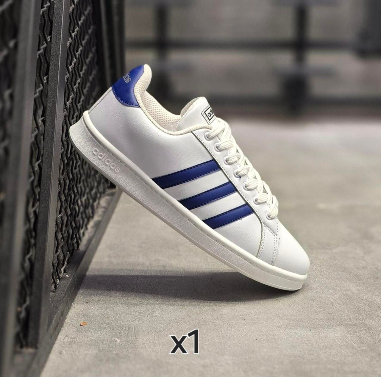 کتونی ادیداس ۳ خط قیمت مناسب ارزان|کیف، کفش، کمربند|تهران, جنت‌آباد مرکزی|دیوار