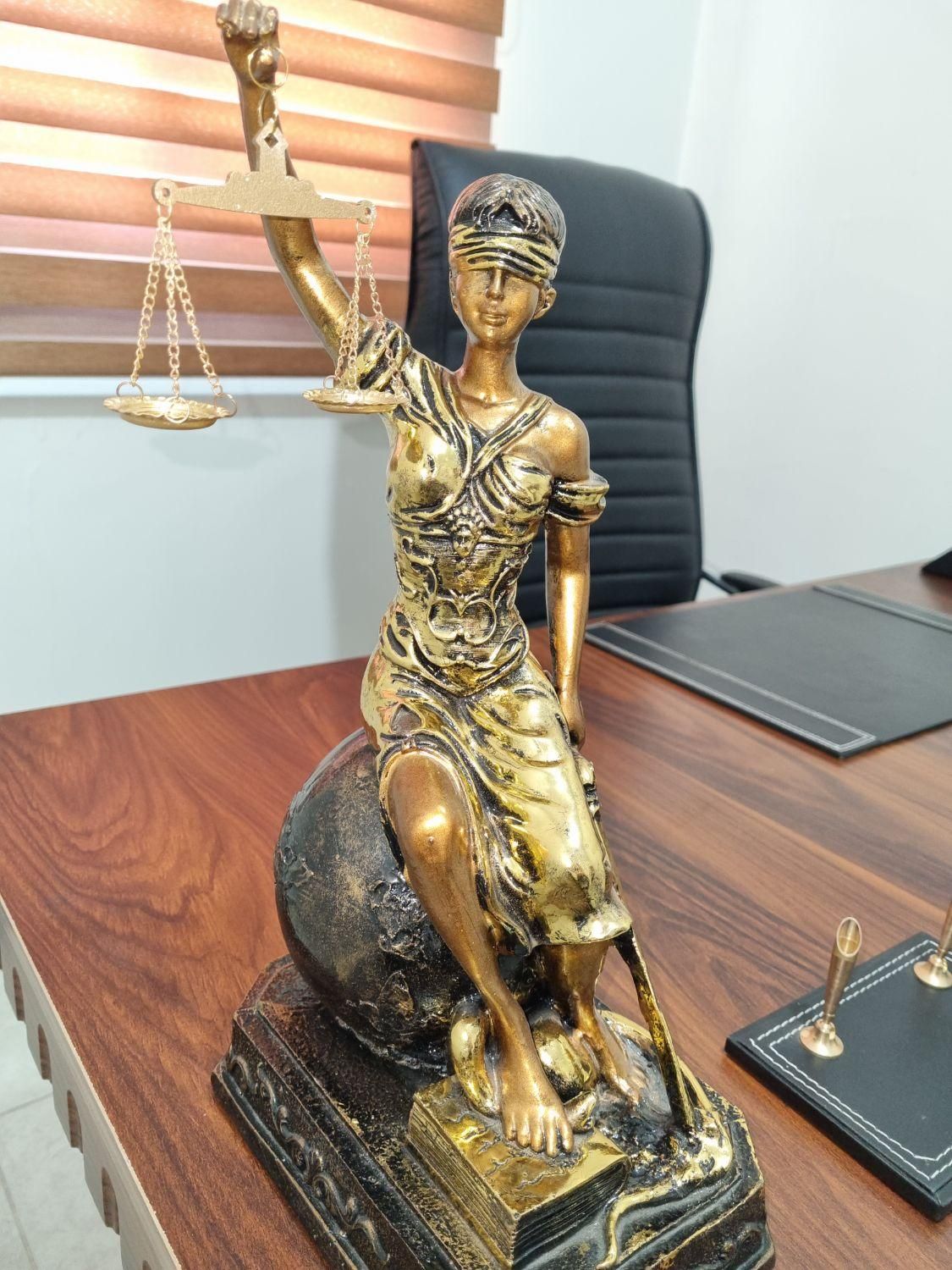 وکیل پایه یک دادگستری|خدمات مالی، حسابداری، بیمه|تهران, تهرانسر شرقی|دیوار