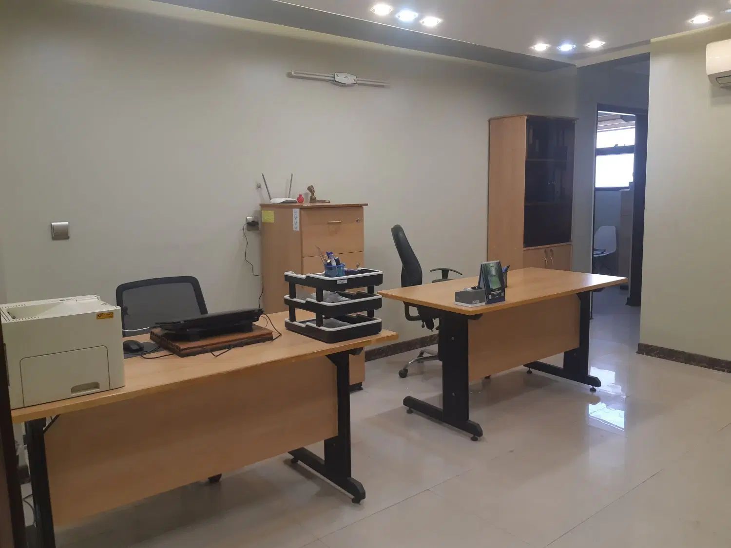 اجاره دفتر کار اشتراکی ، ۷۰ متر ، خ خواجو|اجارهٔ دفتر کار، اتاق اداری، مطب|اصفهان, خواجو|دیوار