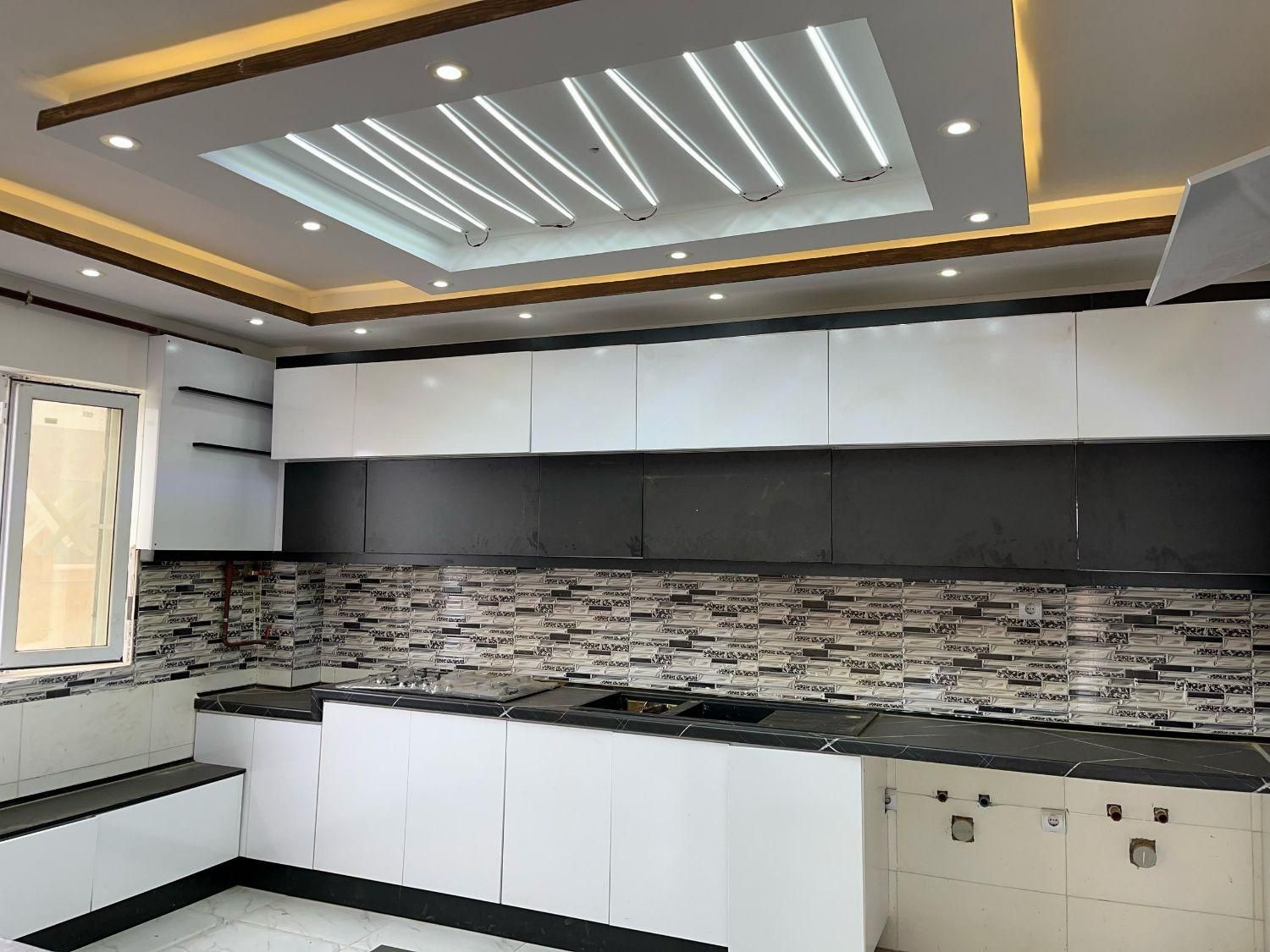 فروش پنت هاوس ۴ خواب یخسازی/حمیدیان/پارک دانشجو|فروش آپارتمان|رشت, حمیدیان|دیوار