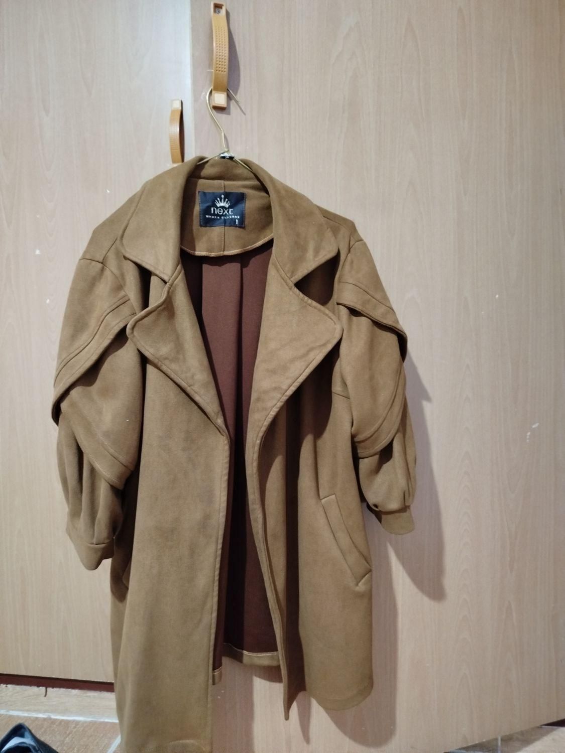 پالتوومانتو|لباس|الیگودرز, |دیوار