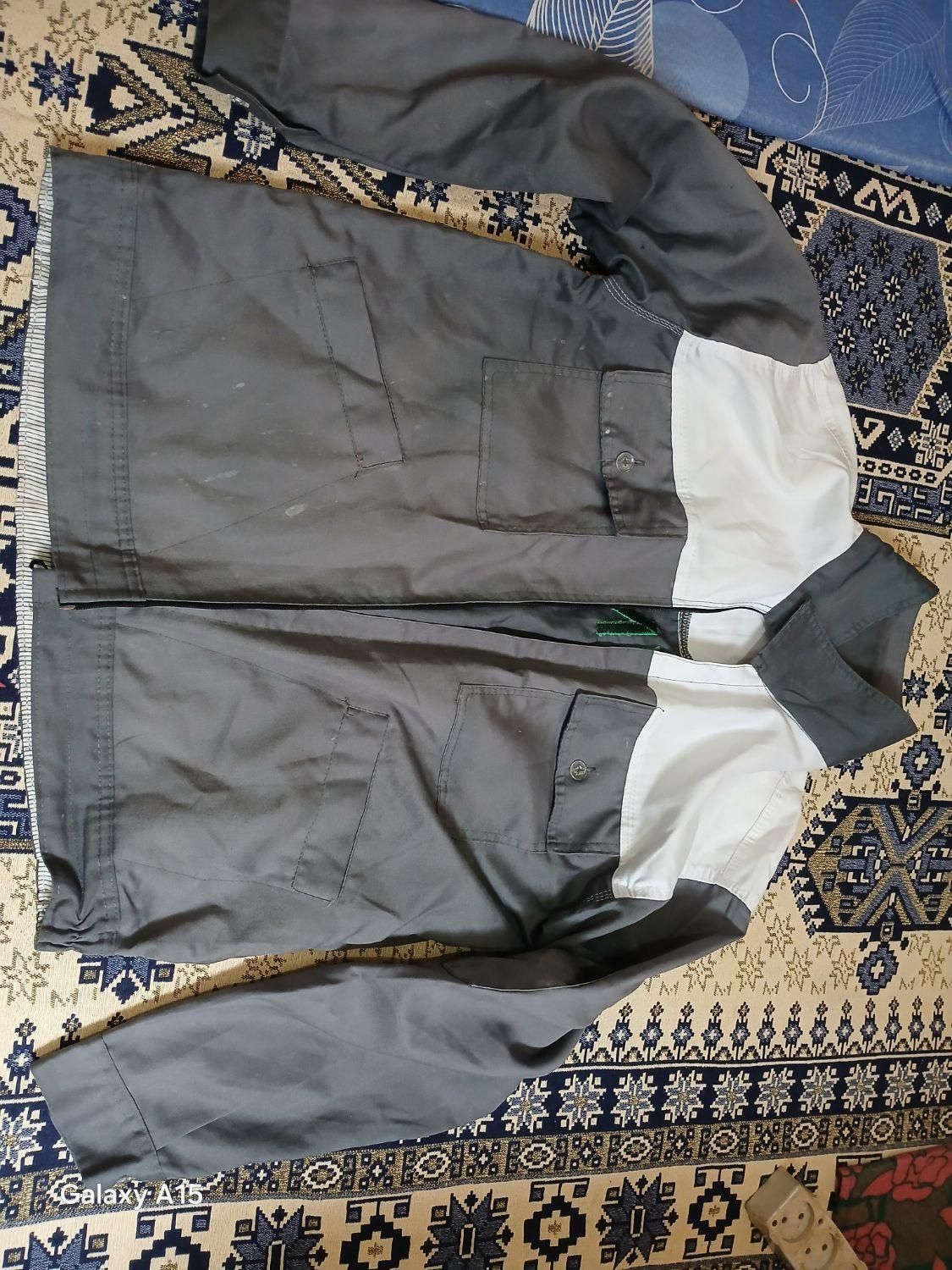 لباس کار|لباس|رشت, جماران|دیوار
