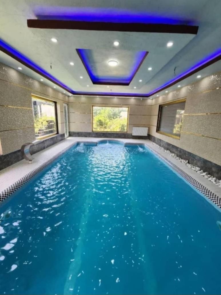 اجاره ویلا/خوشنام/جکوزی/استخر سرپوشیده|اجارهٔ کوتاهمدت ویلا و باغ|فردیس, قریشی|دیوار