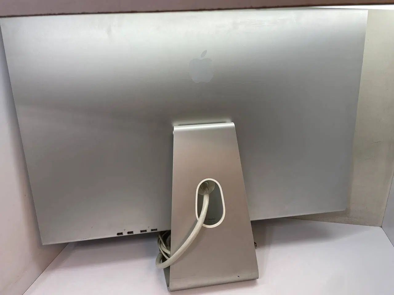 مانیتور APPLE  اینچ 30|قطعات و لوازم جانبی رایانه|تهران, شهرک ولیعصر شمالی|دیوار
