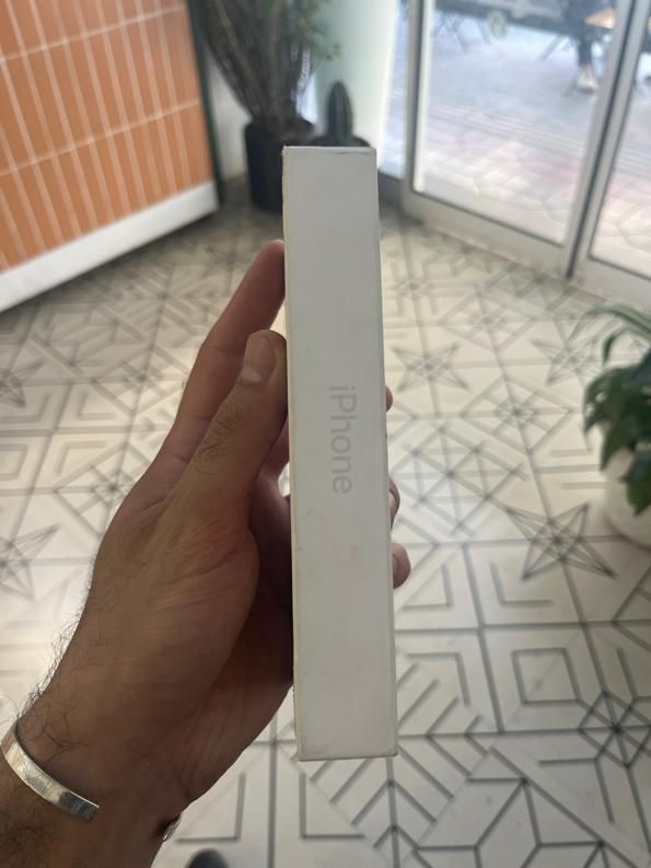 اپل iPhone 16 با حافظهٔ ۱۲۸ گیگابایت|موبایل|ساری, |دیوار
