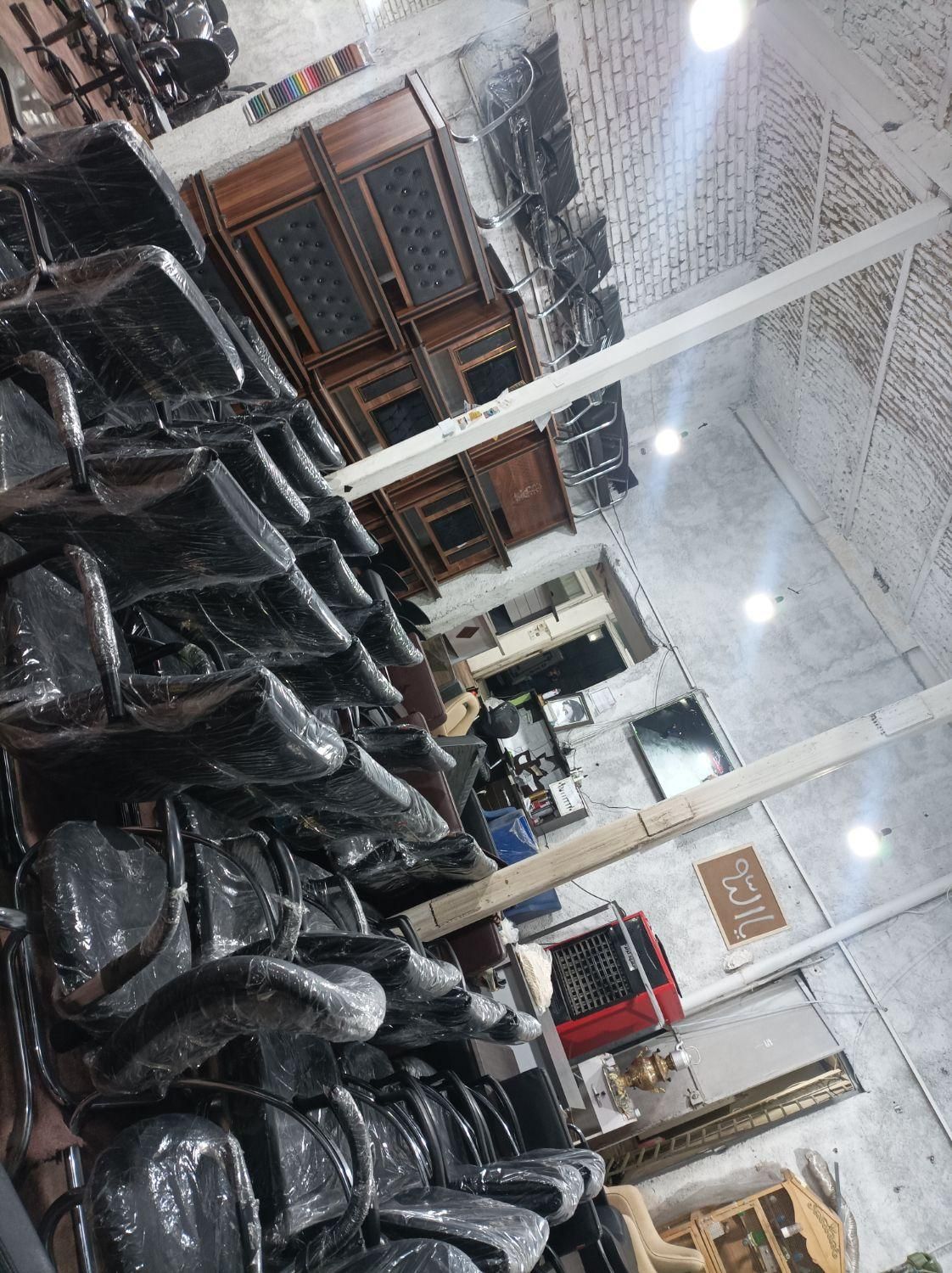 میز صندلی اداری استوک در حد نو نیلپر|مبلمان اداری|مشهد, وحید|دیوار