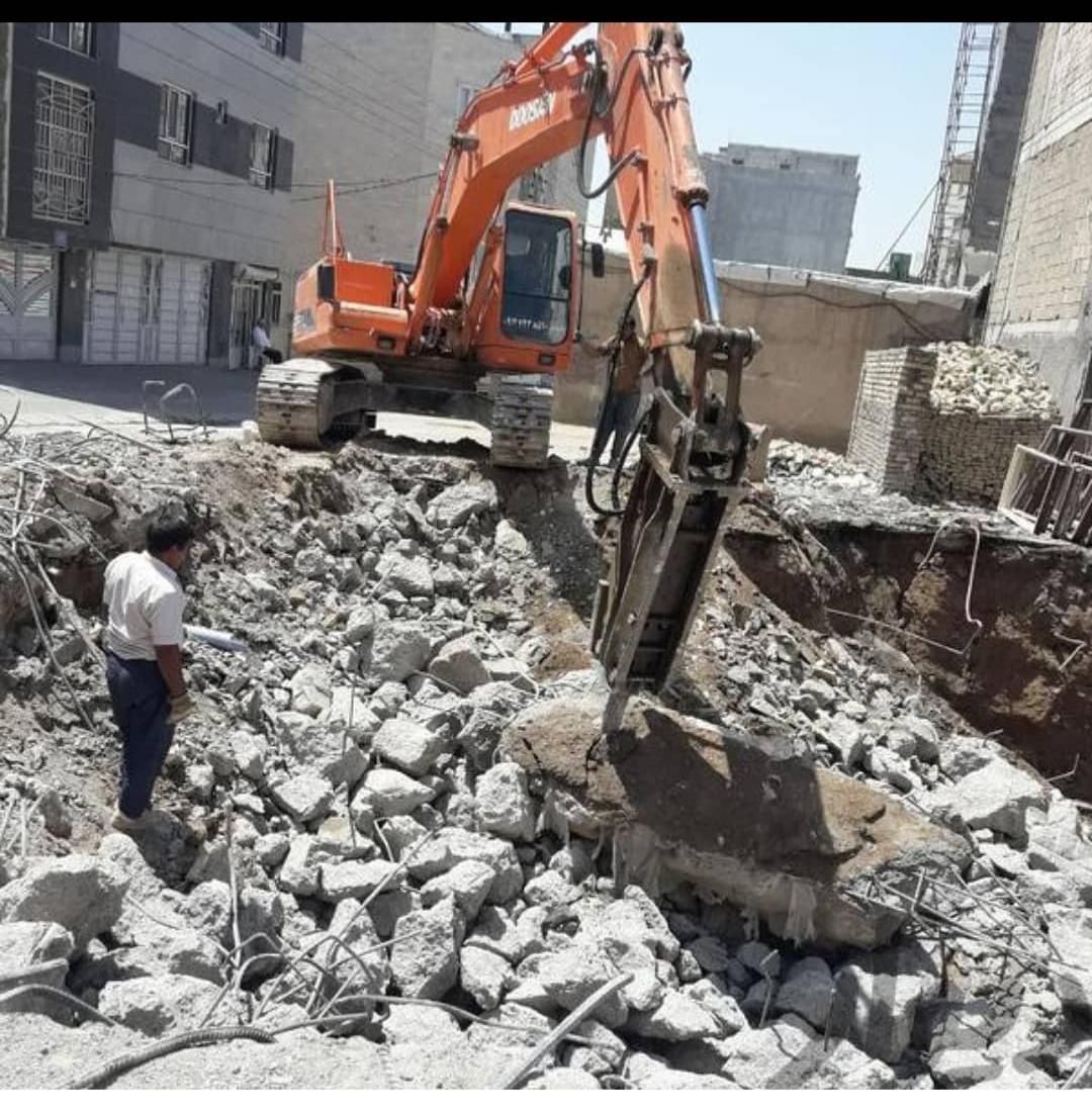 تخریب ساختمان بتنی کلنگی خاکبرداری|خدمات پیشه و مهارت|زنجان, |دیوار