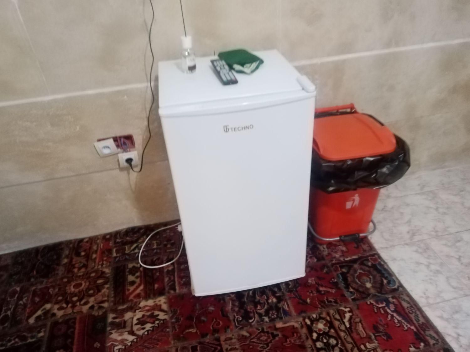 مسافر خونه با فضای بزرگ باغ وپارکینگ|اجارهٔ کوتاه‌مدت آپارتمان و سوئیت|کرمان, |دیوار