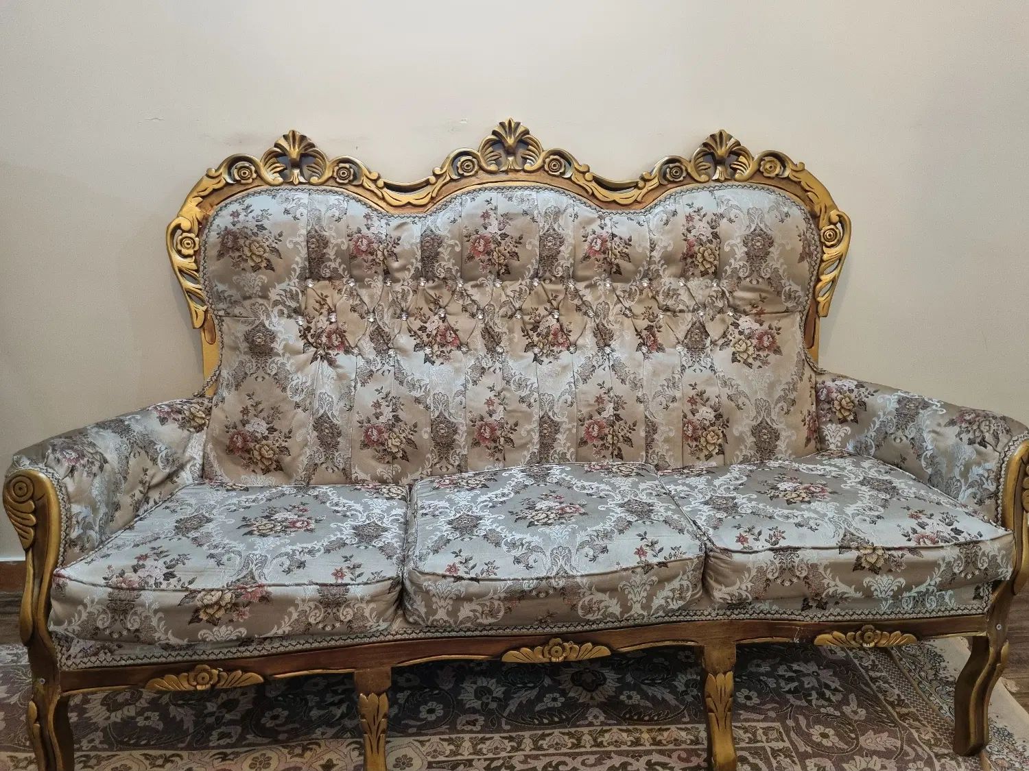 مبلمان ۹ نفره به همراه میز|مبلمان خانگی و میز عسلی|تهران, مولوی|دیوار