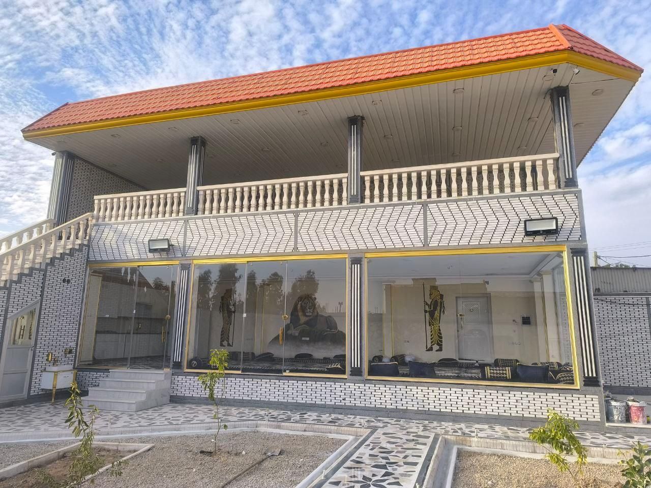 نصب تخصصی شیشه سکوریت و کرکره برقی|خدمات پیشه و مهارت|دزفول, |دیوار