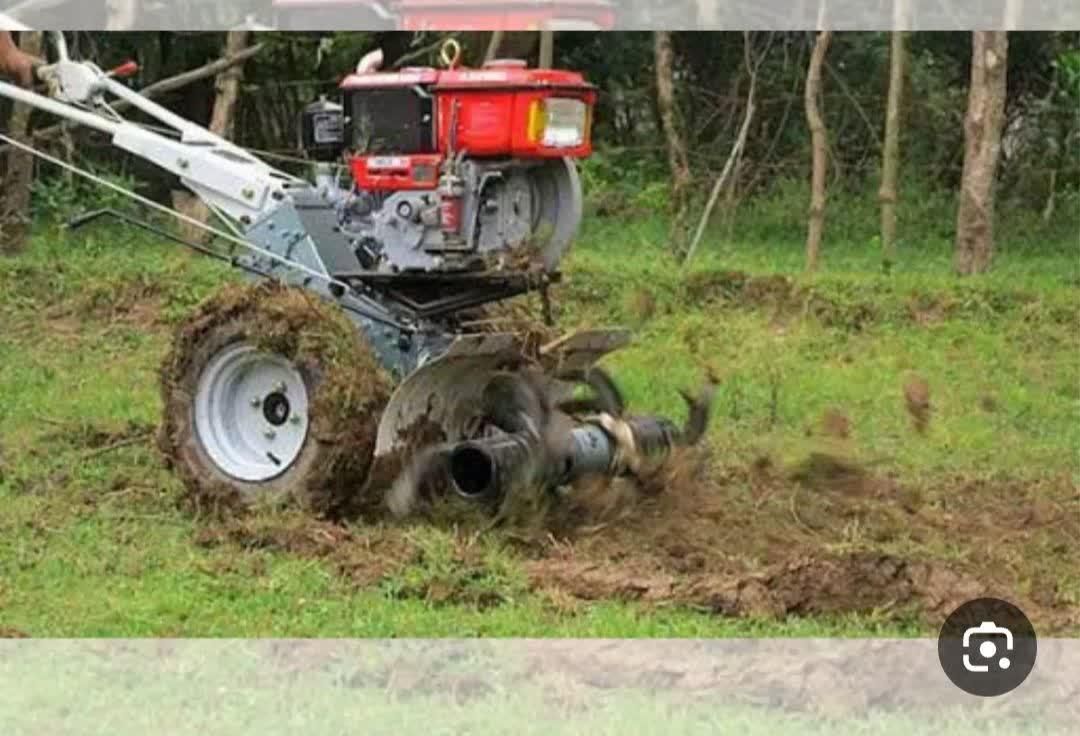 شخم زدن باغها محوطه تعویض خاک وباغبانی|خدمات باغبانی و درختکاری|شیراز, گویم|دیوار