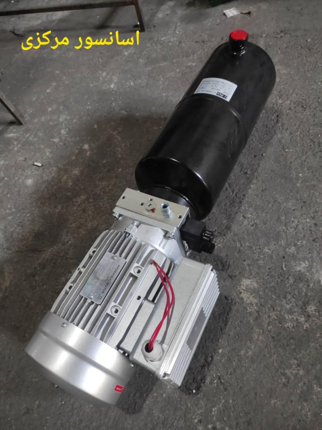 فروش و نصب اسانسور و بالابر و پله پیما|خدمات پیشه و مهارت|اراک, |دیوار