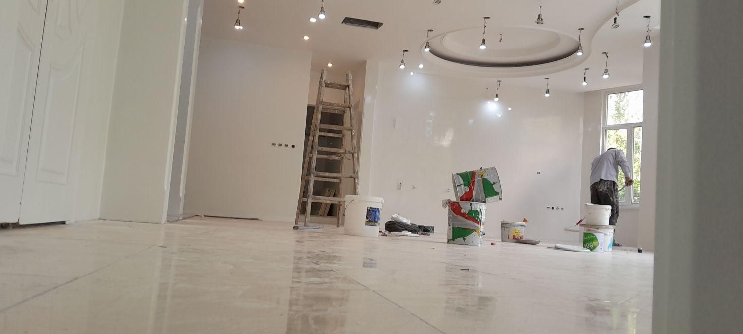 نقاشی ساختمانی زیباسازان خرده کاری پذیرفته میشود|خدمات پیشه و مهارت|کرج, جهان‌شهر|دیوار