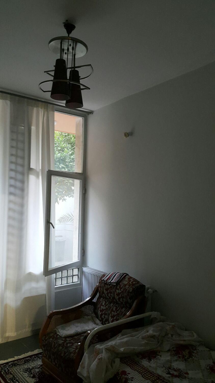 اپارتمان 170 متری صد متری چهارباغ بالا.بر خیابان|اجارهٔ آپارتمان|اصفهان, سعادت‌آباد|دیوار