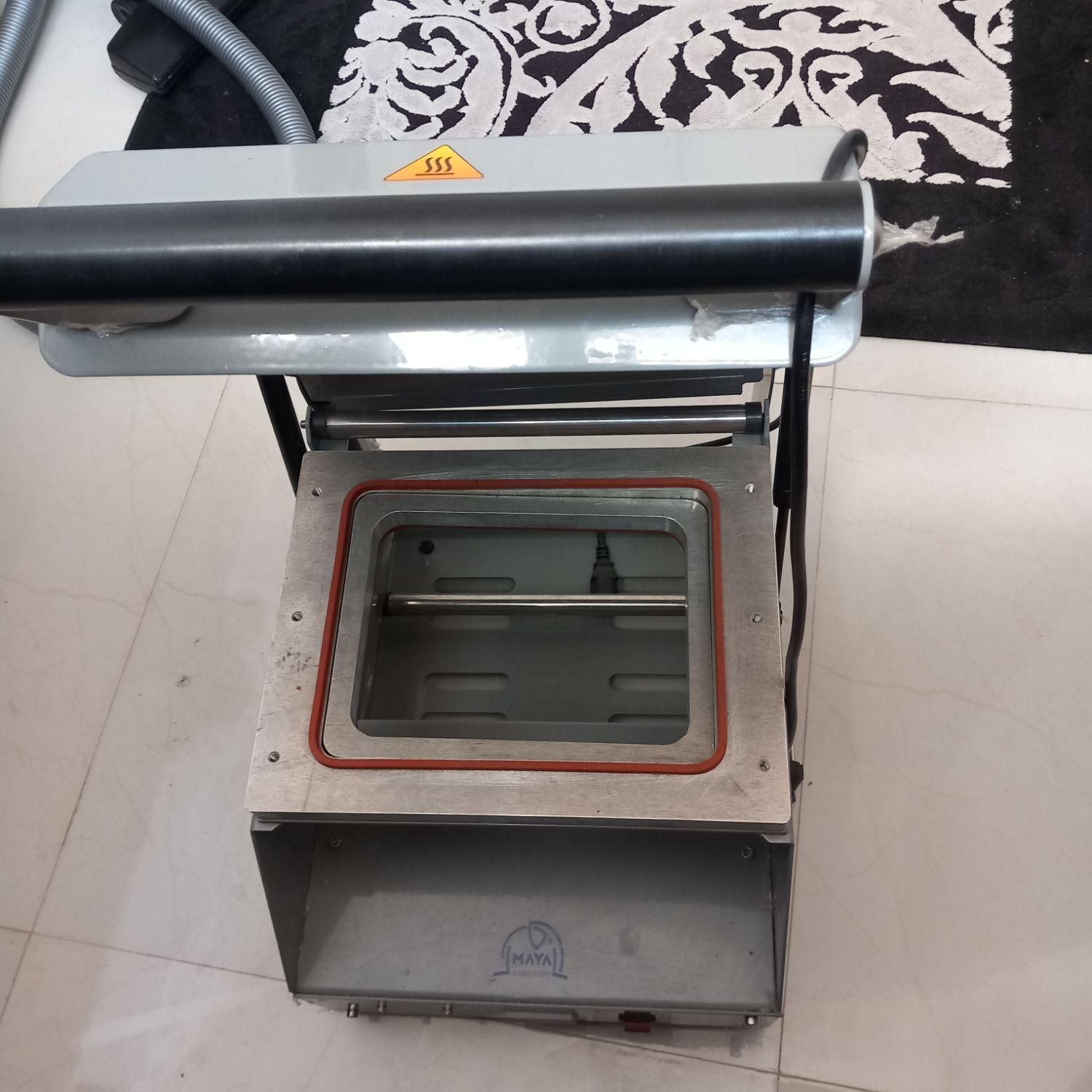 دستگاه بسته بندی سیل وکیوم بسیار کاربردی|ماشینآلات صنعتی|اندیشه, اندیشه فاز ۱|دیوار