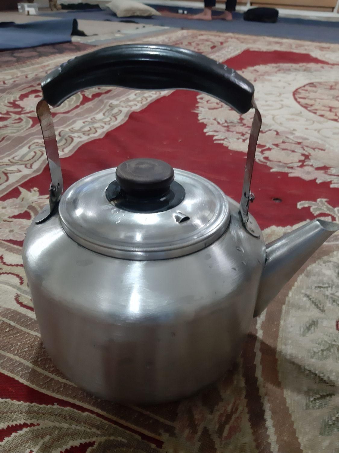 کتری استیل اصل ۳ لیتری|قوری، کتری، قهوه‌ساز دستی|تهران, نعمت‌آباد|دیوار