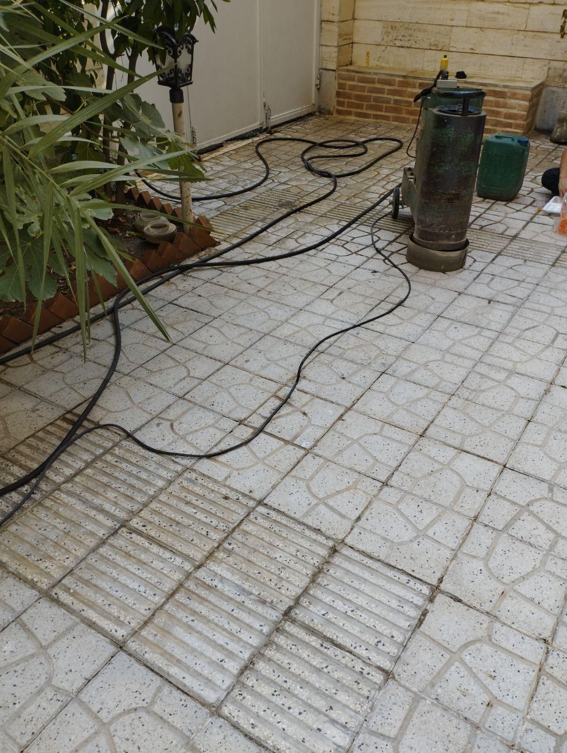 کفساب کفسابی کف ساب سنگ سابزن موزاییک سرامیک|خدمات نظافت|تهران, عباس‌آباد|دیوار