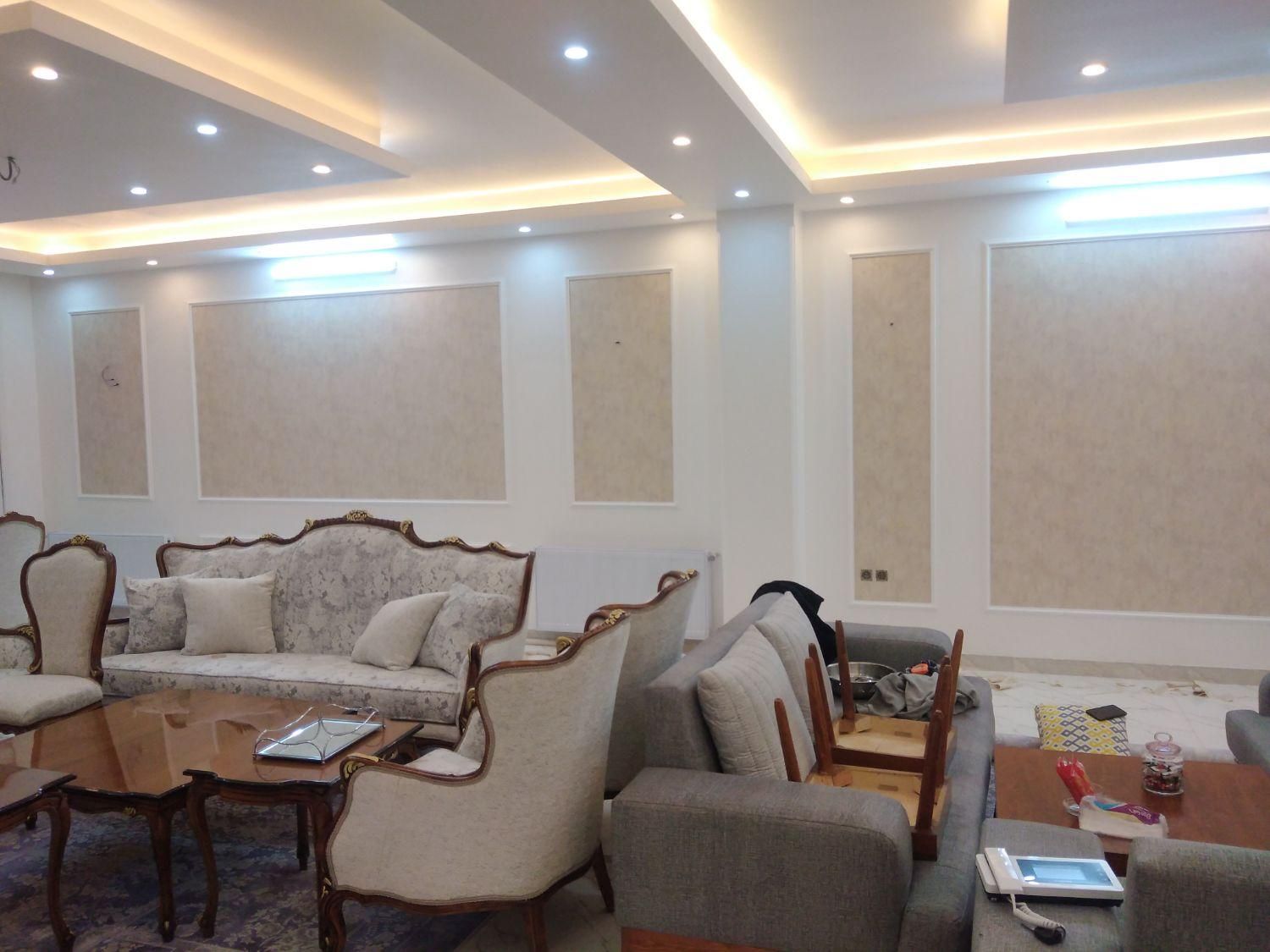 نصب کاغذ دیواری|خدمات پیشه و مهارت|قم, امامزاده ابراهیم|دیوار