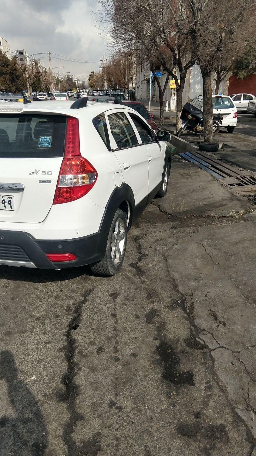 دانگ فنگ H30 کراس، مدل ۱۳۹۵ بی رنگ کم کار|خودرو سواری و وانت|تهران, شمس‌آباد|دیوار
