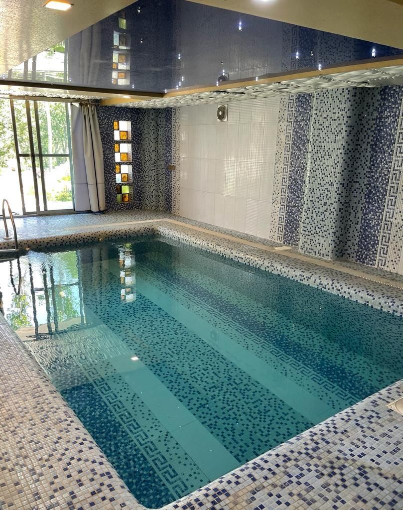 اجاره ویلا باغبادران باغ بهادران باغبهادران|اجارهٔ کوتاهمدت ویلا و باغ|اصفهان, بوستان آینه خانه|دیوار