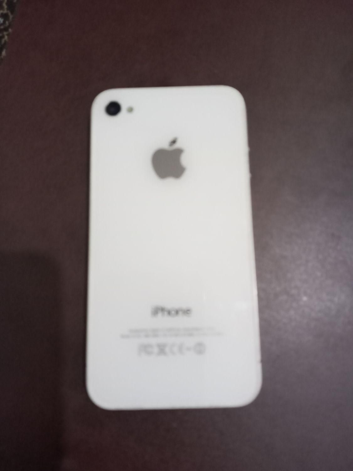 اپل iPhone 4s با حافظهٔ ۱۶ گیگابایت|موبایل|تهران, نعمت‌آباد|دیوار