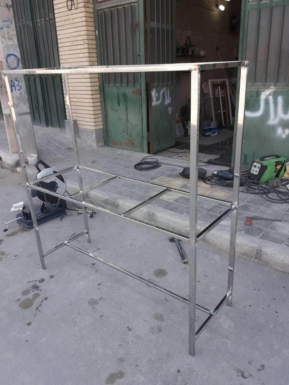 خدمات جوشکاری سیار حتی یک خال جوش|خدمات پیشه و مهارت|اصفهان, باغ نگاره|دیوار