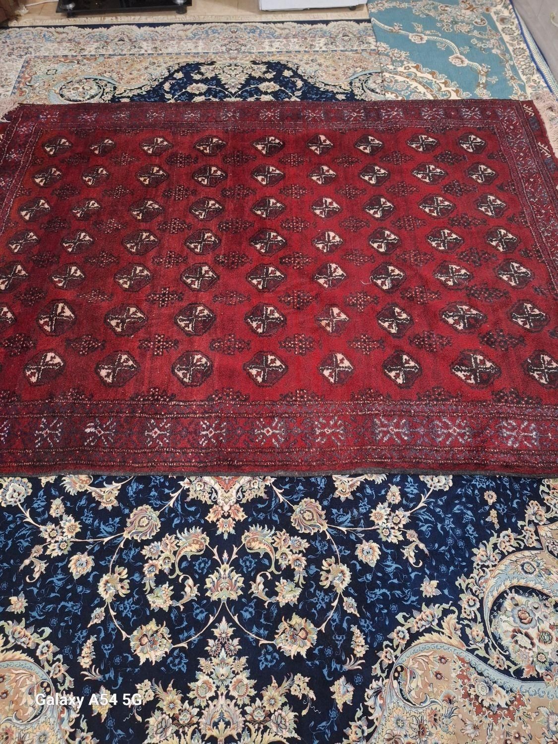 فرش ۲×۳دستباف بعلت نیاز مالی فوری فروش|فرش|صومعهسرا, |دیوار