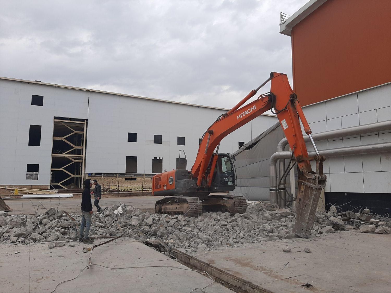 عملیات عمرانی خاکبرداری .گود برداری .تخریب|خدمات پیشه و مهارت|هشتگرد, هشتگرد قدیم|دیوار