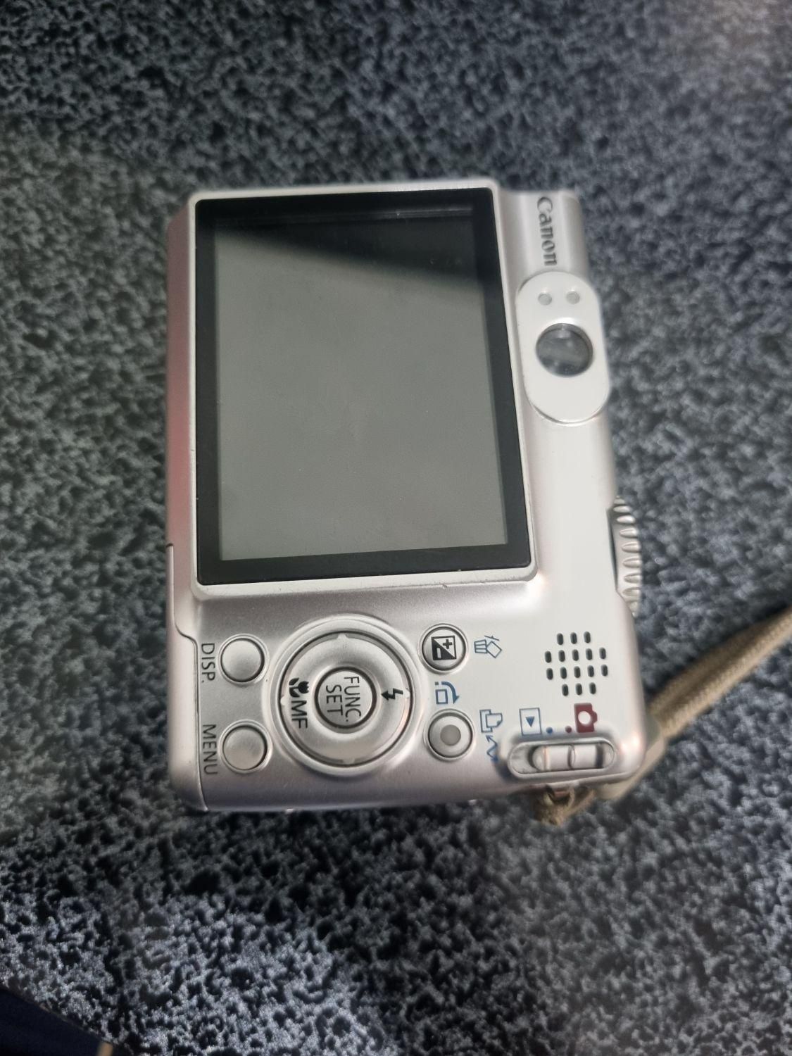 دوربین کنون  canon A570 IS تمیز کم کارکرد|دوربین عکاسی و فیلم‌برداری|تهران, نازی‌آباد|دیوار