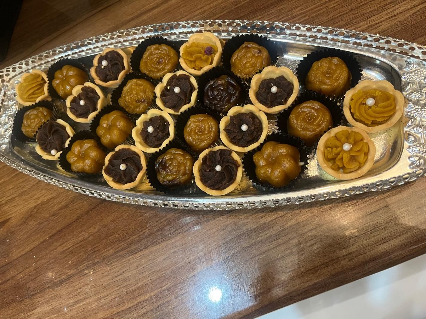 حلوا عطر بهشت|خوردنی و آشامیدنی|اصفهان, میرعماد|دیوار