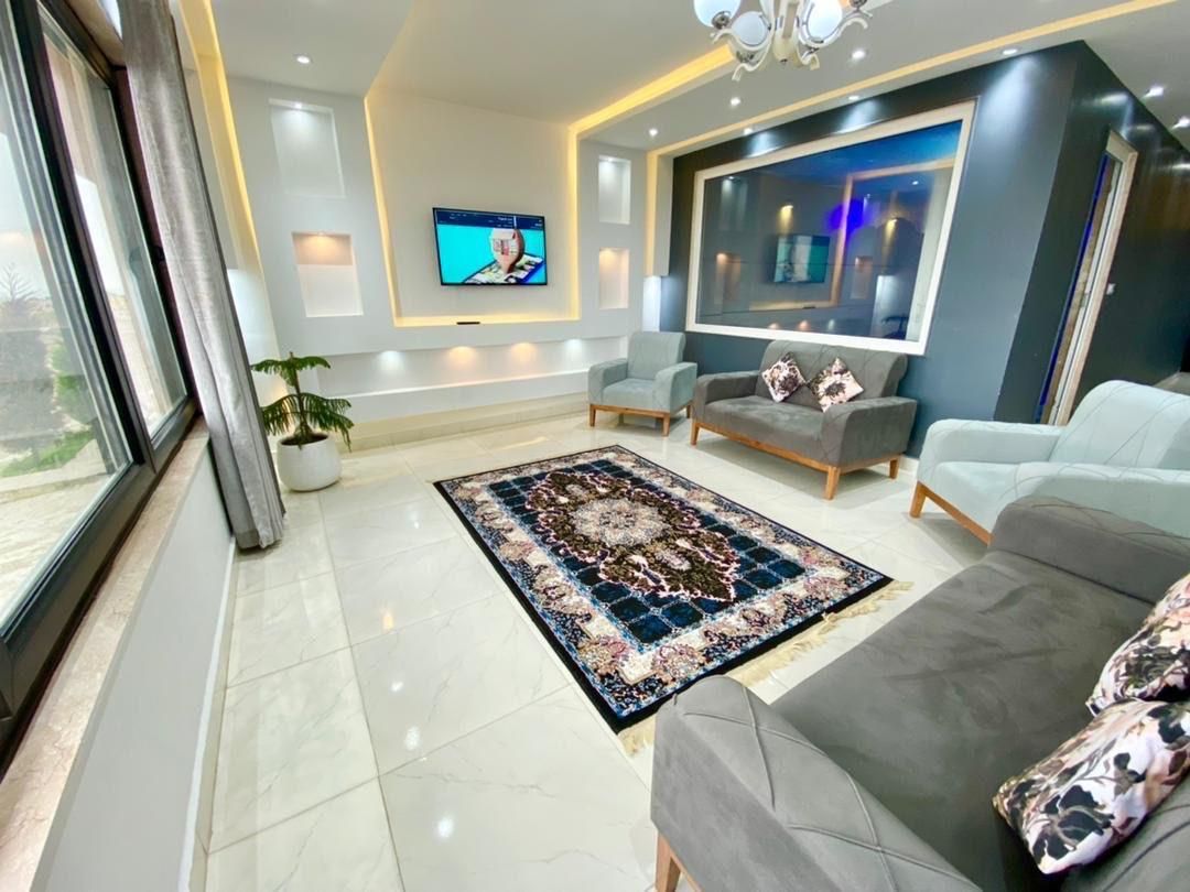 ویلا استخر دار ساحلی ( مستقیم از خود مالک )|اجارهٔ کوتاه‌مدت ویلا و باغ|بندر انزلی, اطبا|دیوار