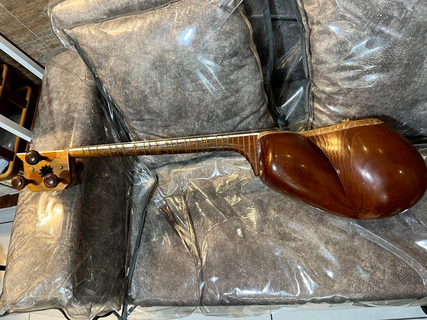 تار در حد|سازهای سنتی|شهرضا, |دیوار