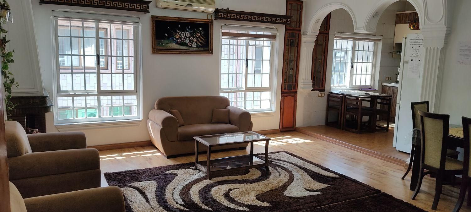 اجاره ویلایی مستقل خیابان کارگربسمت تله کابین|اجارهٔ کوتاهمدت آپارتمان و سوئیت|لاهیجان, رجایی|دیوار