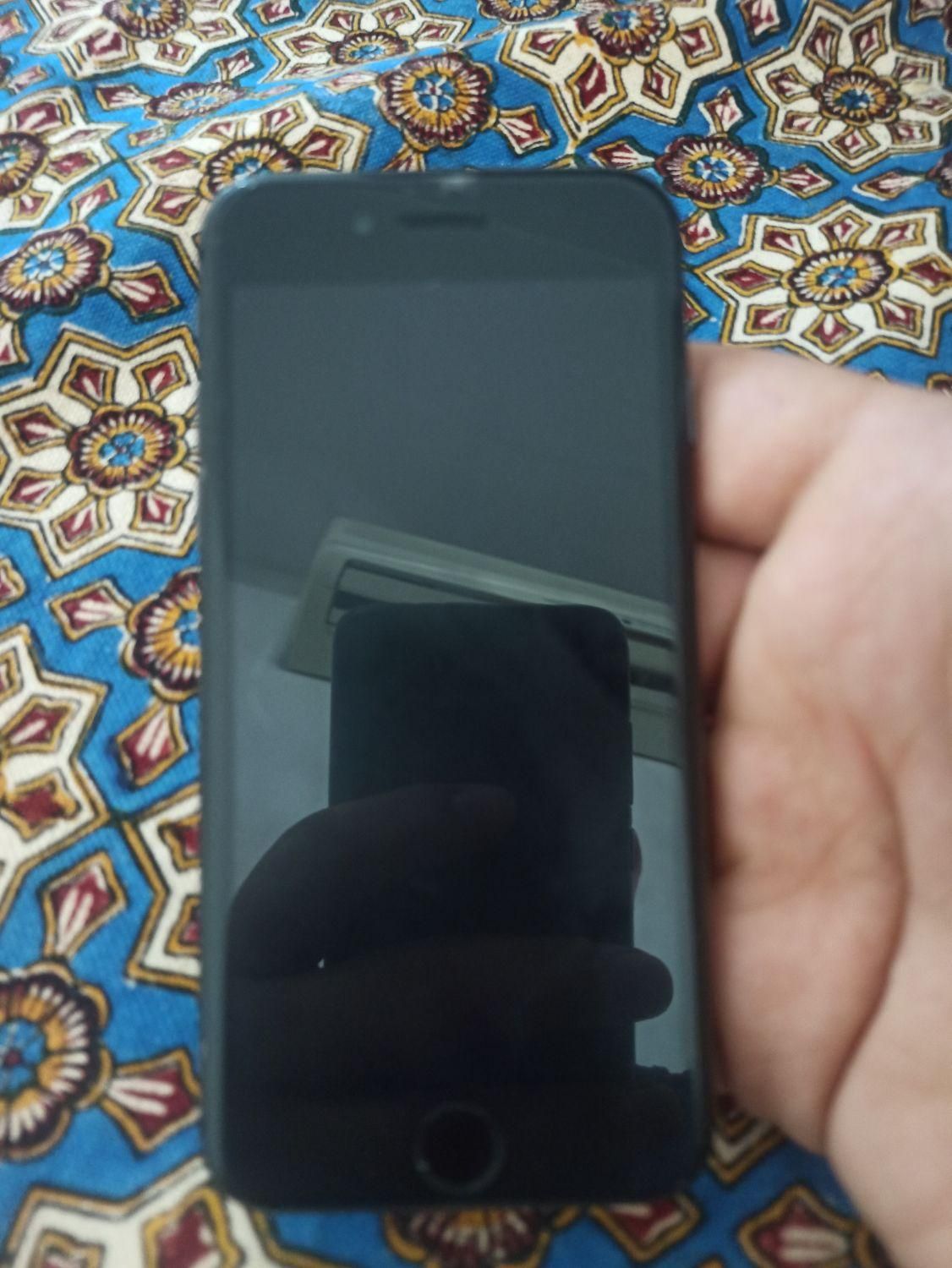 اپل iPhone 8 با حافظهٔ ۲۵۶ گیگابایت|موبایل|تهران, شهرک محلاتی|دیوار