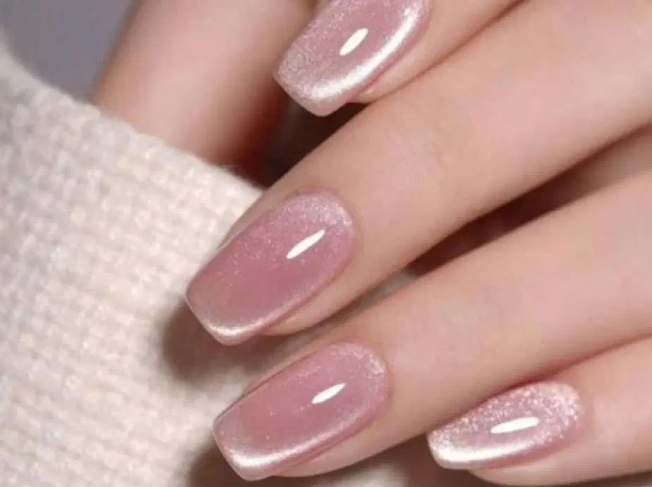 ناخن کار .مسلط به ژل و طراحی|استخدام درمانی، زیبایی، بهداشتی|کرج, مصباح|دیوار