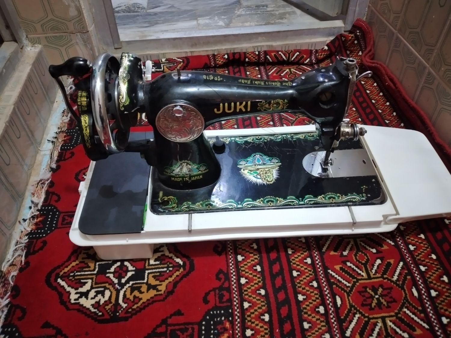 چرخ خیاطی درحدنو|چرخ خیاطی و ریسندگی|کاشان, میدان میوه تره بار|دیوار